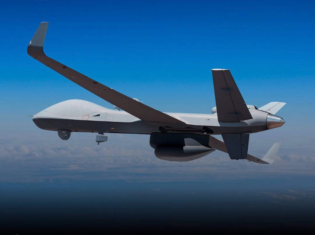 空軍對美採購的MQ-9B高高空無人機，首批2架完成整備後，14日在空軍花蓮基地首度升空執行飛行測試