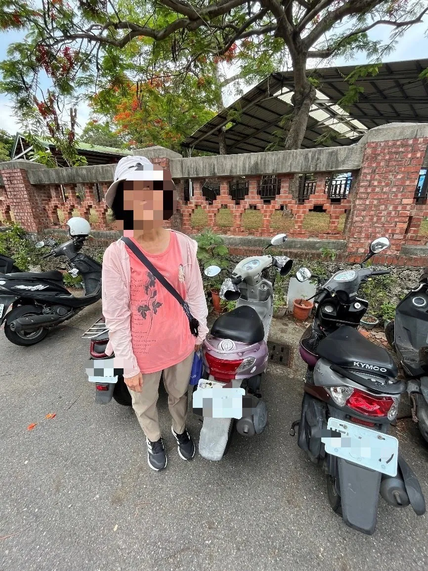 婦人忘停車處誤以為機車遭竊　安平警10分鐘助尋回