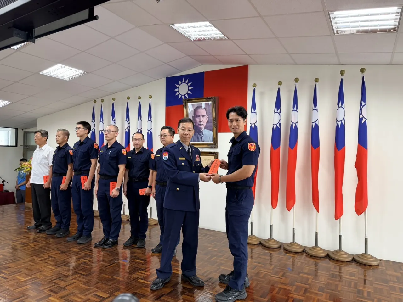 臺中港警歡慶警察節，感謝同仁守護港區安全 圖2