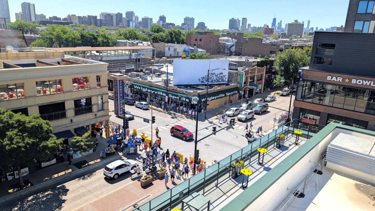 侯友宜參訪芝加哥百年球場Wrigley Field　借鏡場館經濟推動新北大巨蛋 圖2