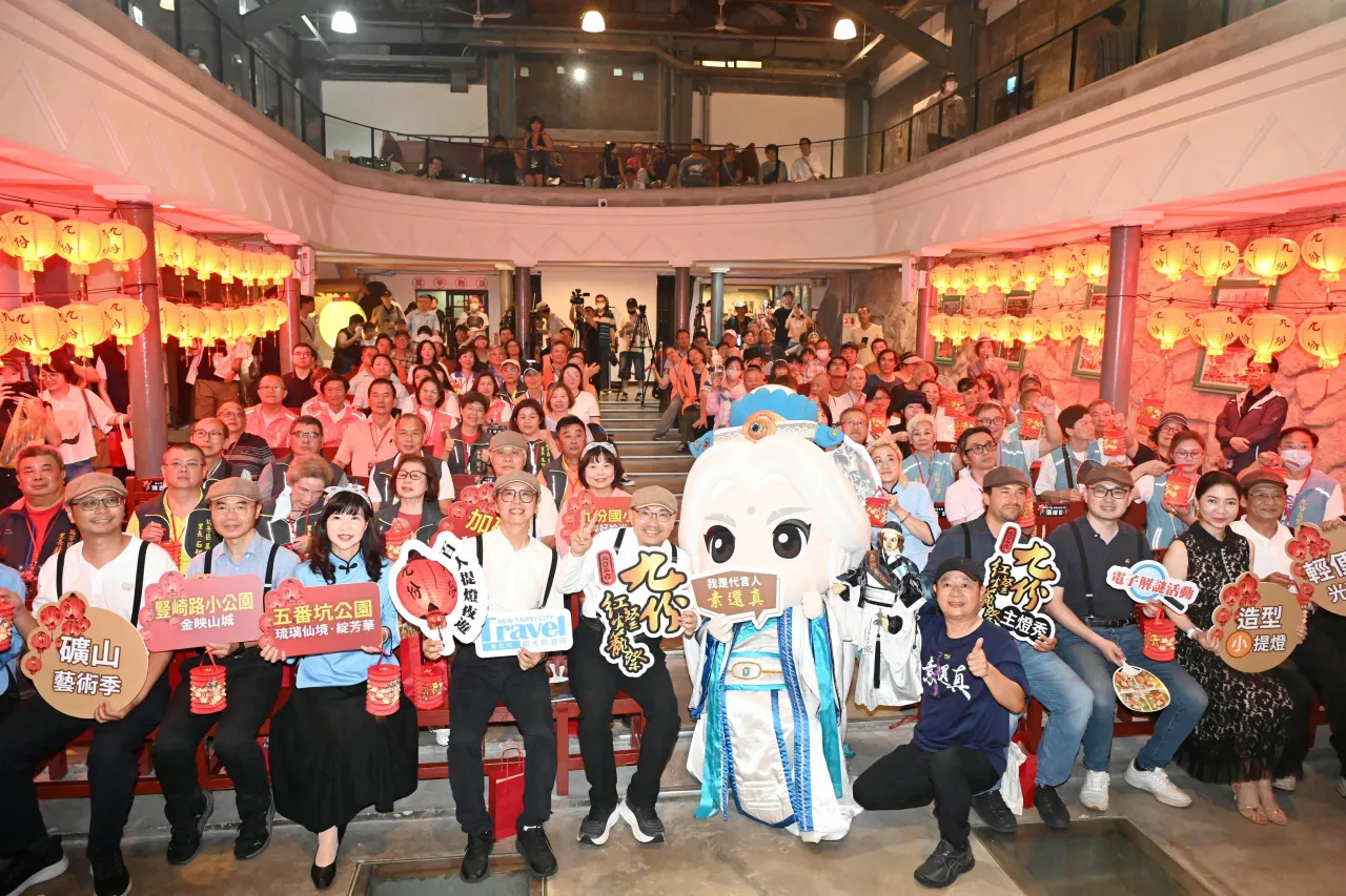 2026九份紅燈籠祭熱鬧登場　侯友宜邀民眾提燈夜遊　賞山城夜色 圖2