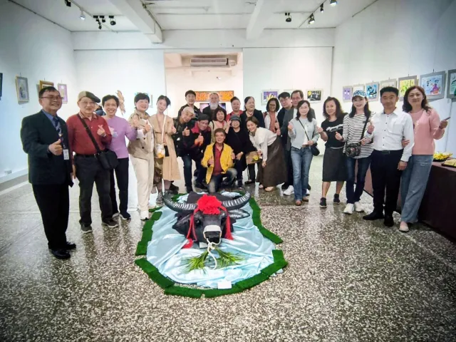 「藝脈相承 三代同行」— 鄭連清、鄭凱元、廖耘樂 藝術聯展 板橋435藝文特區溫馨登場