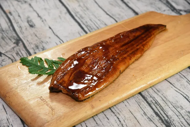 夏日最鮮組合！希望廣場芒果×鰻魚創意料理秀 滿額再送夏雪芒果冰品