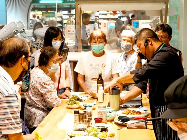 慈心有機農業發展基金會「食在秋CHILL」綠保市集暨沙龍論壇  開啟從土地到餐桌翻轉世界的力量