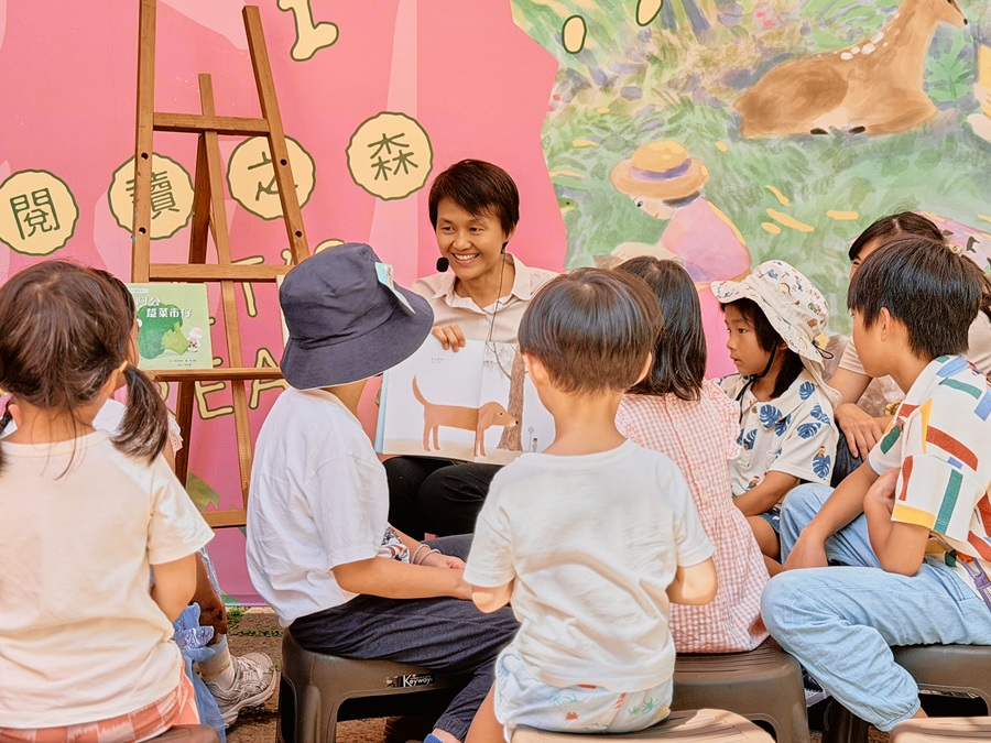 「客庄市場好好玩」首次登凱道 細人仔用客語買菜玩出客家味 圖1